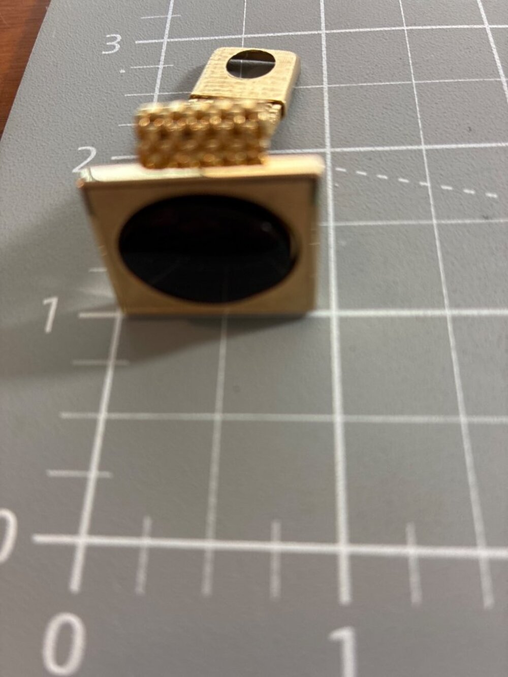 Vintage Black Gold Tone Mesh Wraparound Cufflinks Mid Century - Picture 8 of 9